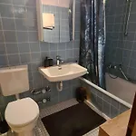Schwarzwald Heimat Mit Pool, Sauna شقة *
