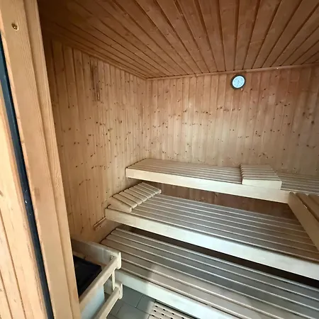 Schwarzwald Heimat Mit Pool, Sauna Apartmán *